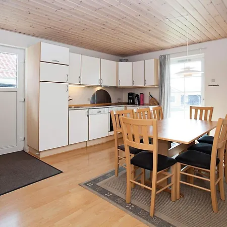 8 Person On A In Semesterbostad