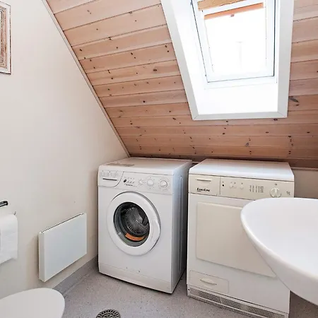 Сasa de vacaciones 8 Person On A In Gråsten