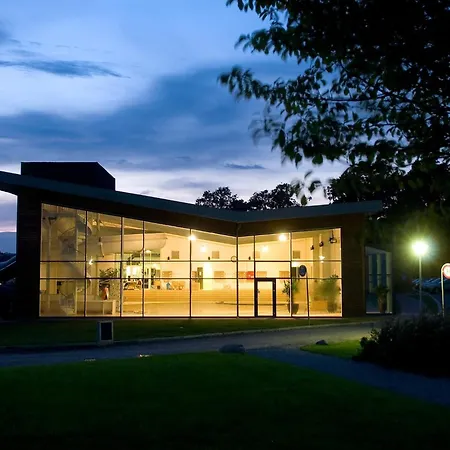 Сasa de vacaciones 8 Person On A In