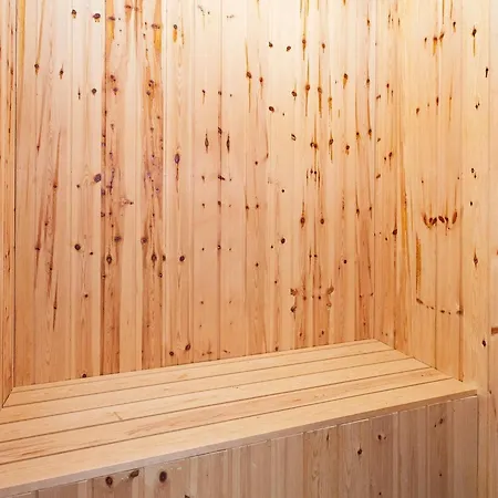 8 Person On A In Semesterbostad