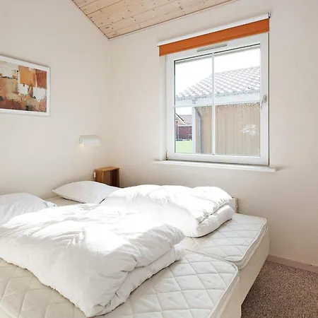 Сasa de vacaciones 8 Person On A In Gråsten