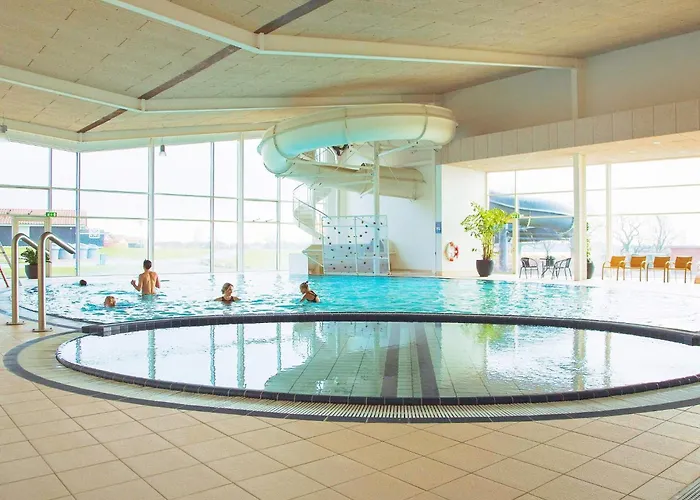 Nyaraló 8 Person On A In Gråsten